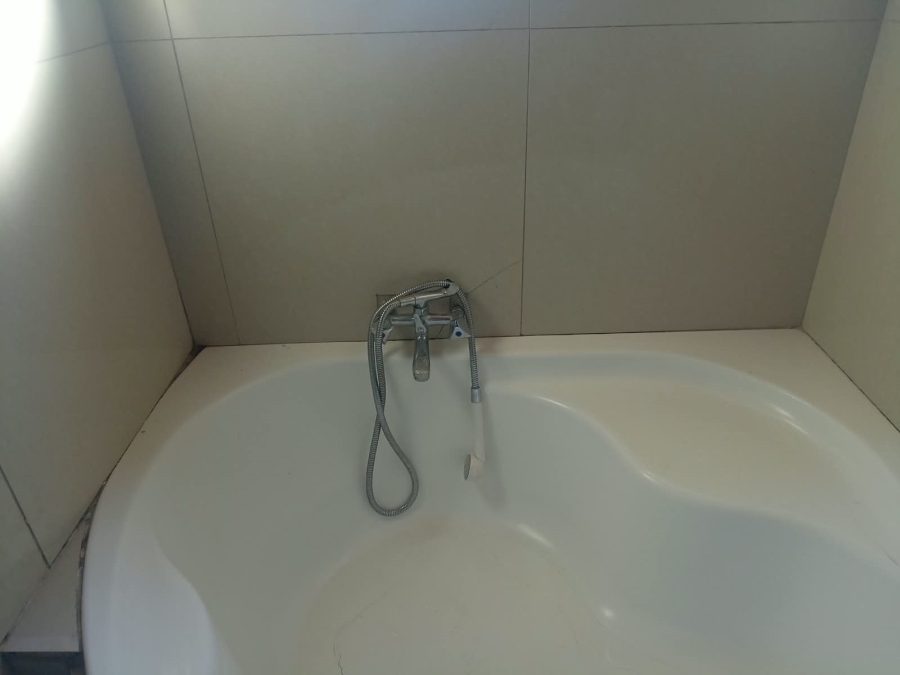 To Let 3 Bedroom Property for Rent in Lentegeur Western Cape